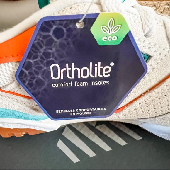 NWT New Balance 550 Sneakers Sea Salt Verdigris and Poppy Women’s Various Sizes - Picture 14 of 16